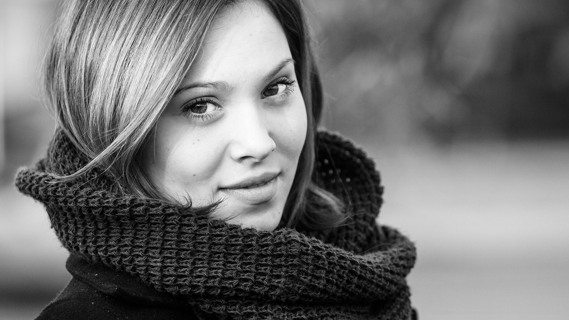 6915121-girl-portrait-photo-black-and-white.jpg