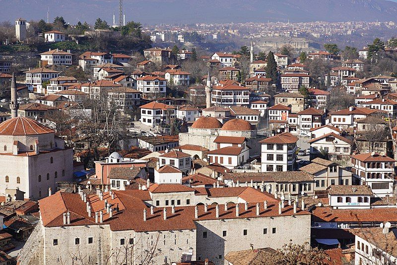 800px-20180107_Safranbolu_1945_(39101010504).jpg