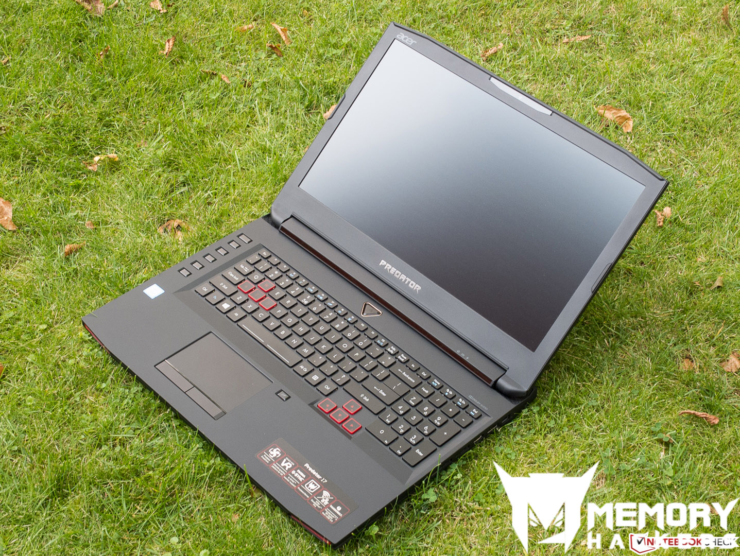 Acer_Predator_17_793_08_von_15.jpg