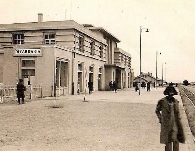 diyarbakir-gari-1944.jpg