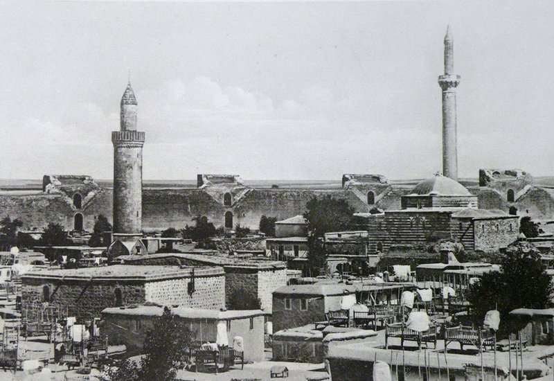 diyarbekir-general-view-of-the-town-source-hugo-grothe-geographische-charakterbilder-leipzig-1...jpg
