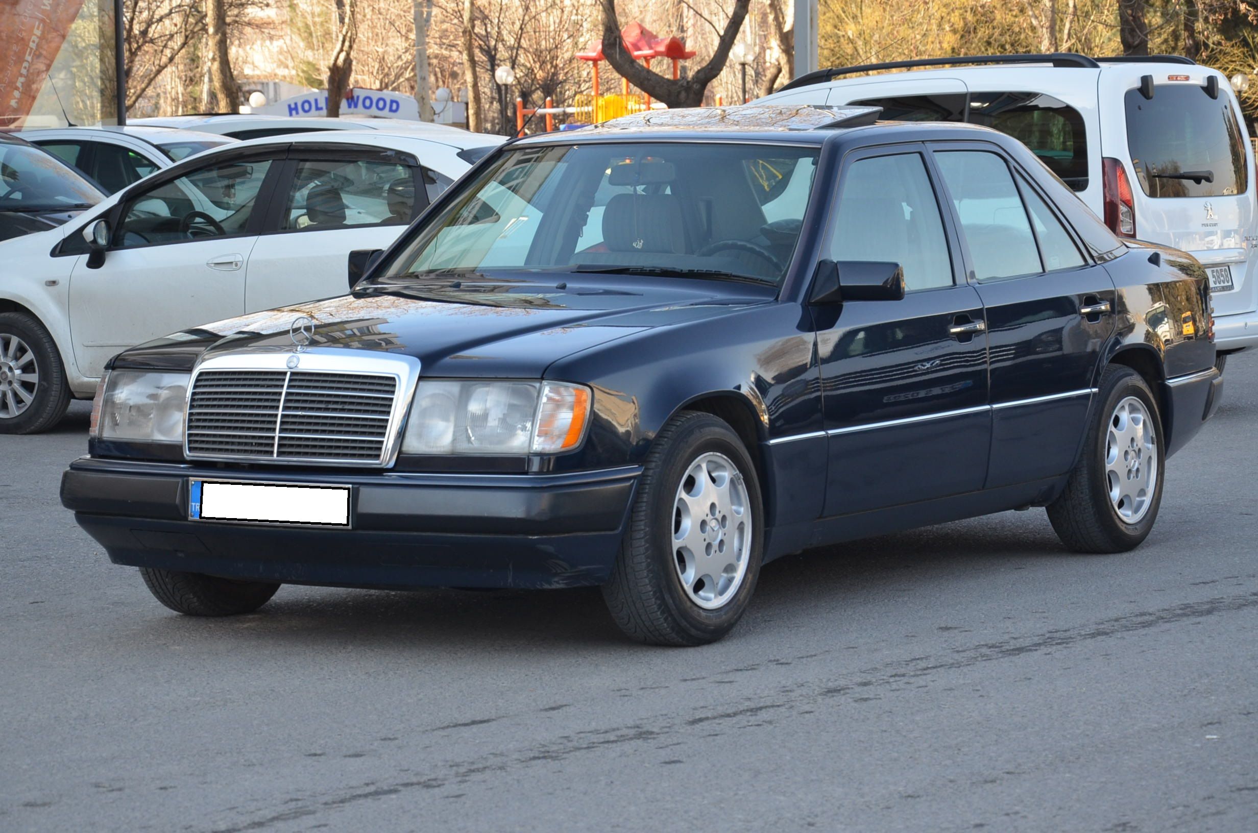 e200.jpg