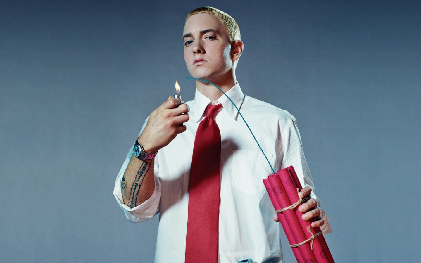 eminem-burning-dynamite-1440x900.jpg