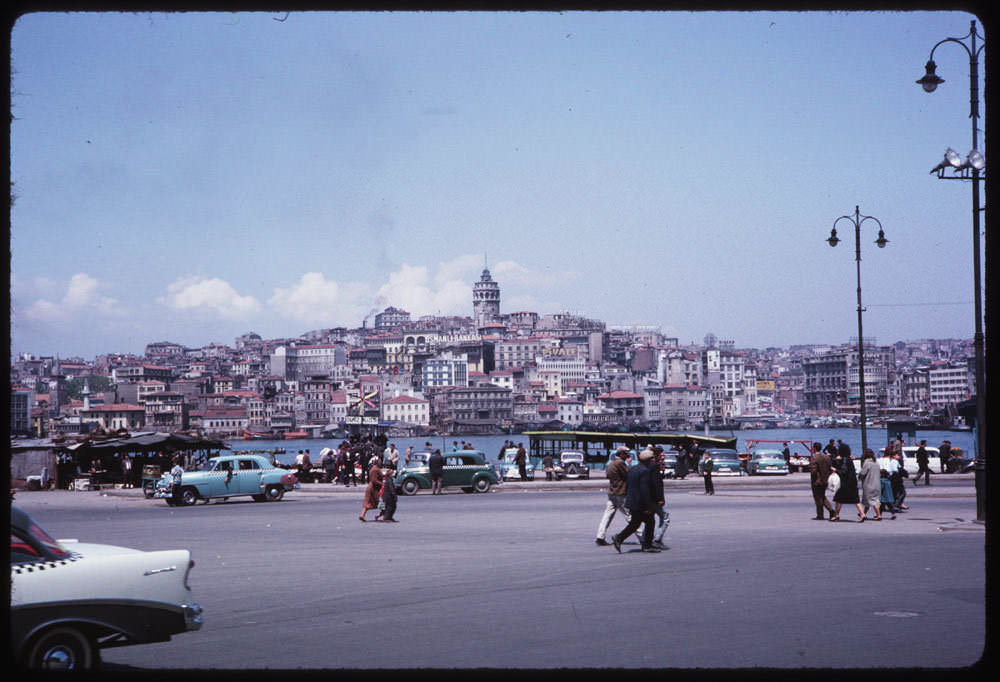 eminonu-16-mayis-1965-charles-w-cushman-koleksiyonu.jpg