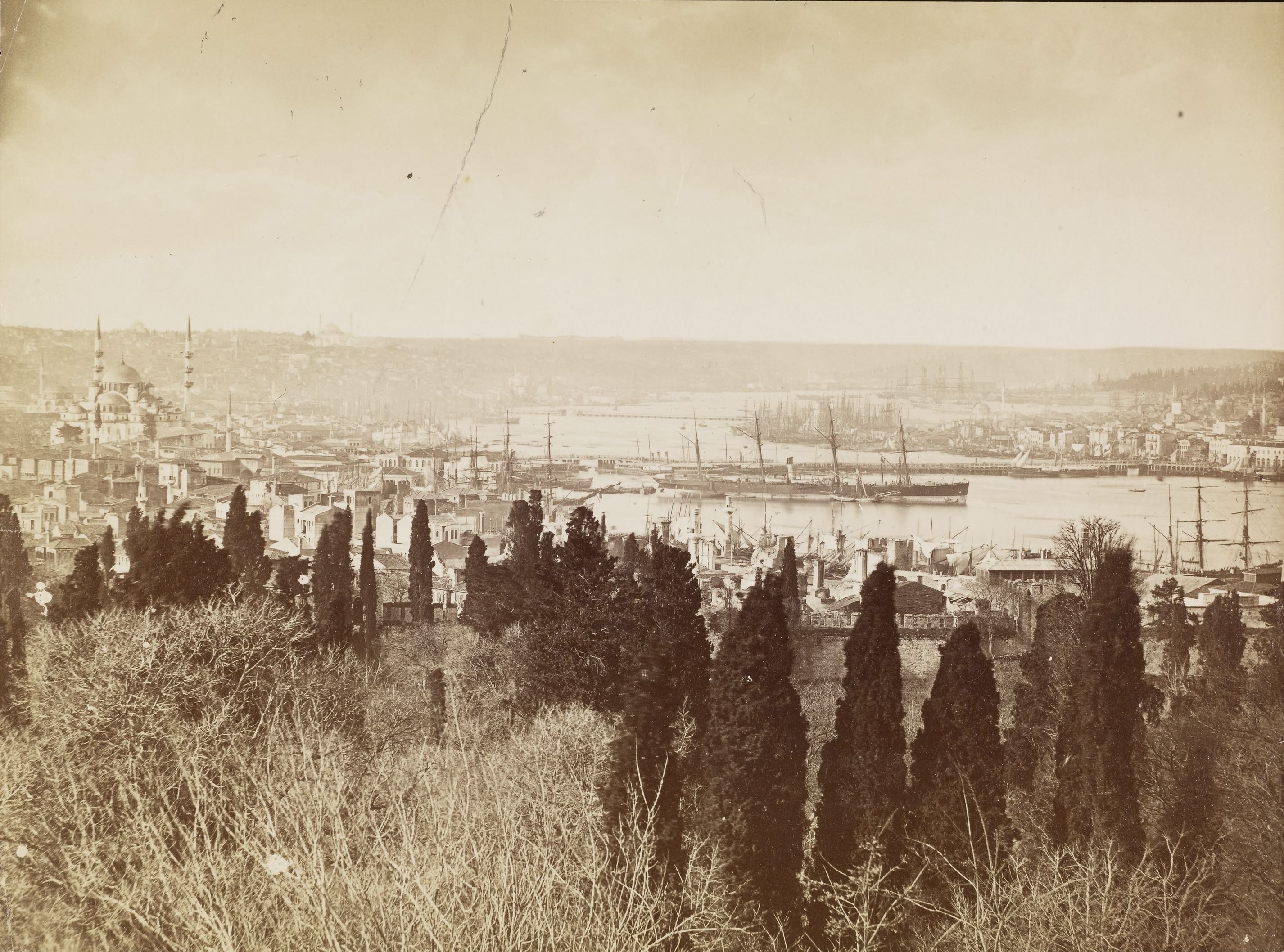 gulhane-tarafindan-eminonu-sirkeci-galata-koprusu-19-yuzyil.jpg