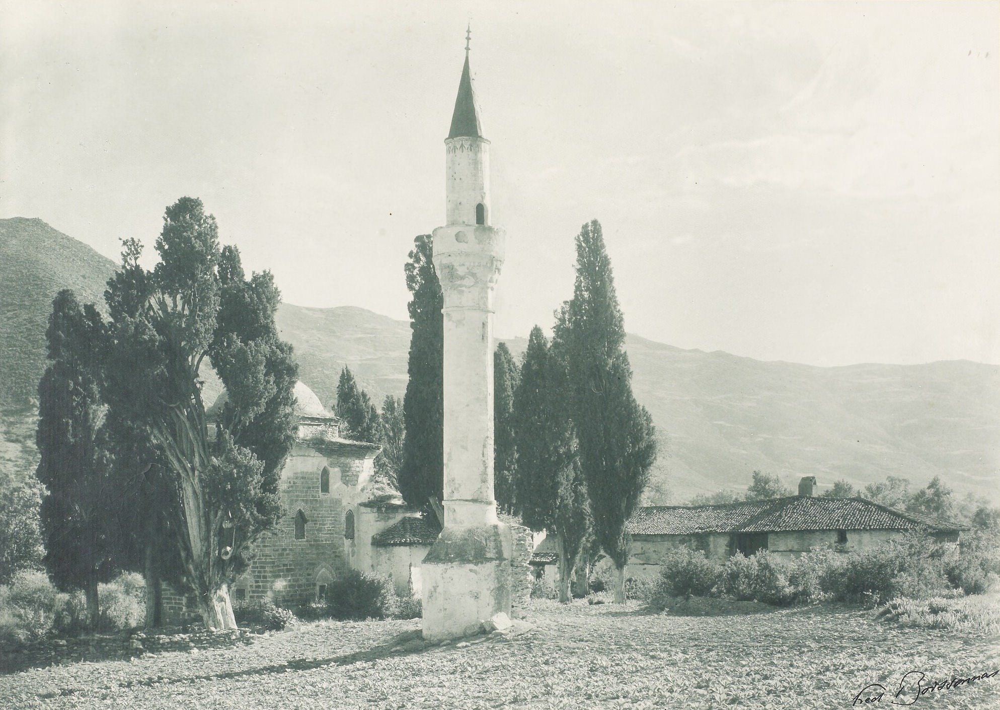 hasan-baba-tekkesi-teselya-yunanistan-frederic-boissonnas-fotografi.jpg