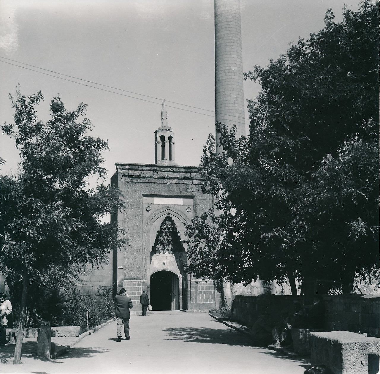 hunat-hatun-camii-kayseri-1960lar.jpg