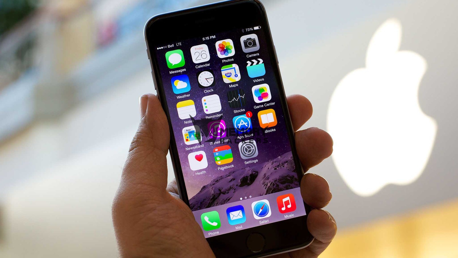 iphone1.jpg