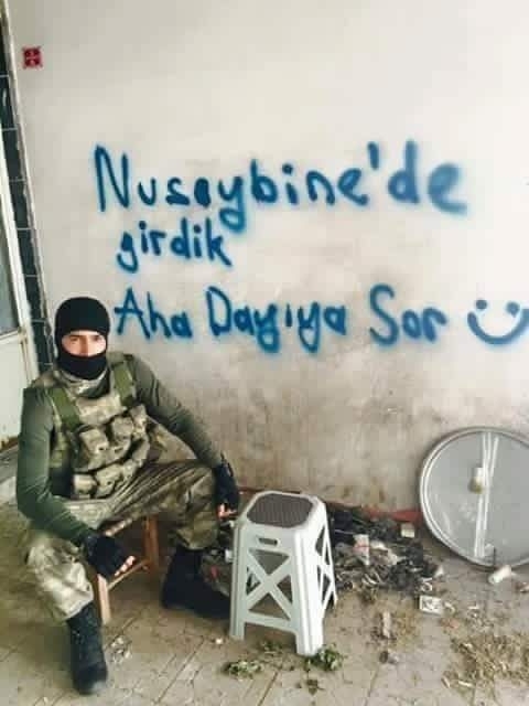kurtleri-cildirtan-joh-poh-duvar-yazilari_1031685_m.jpg