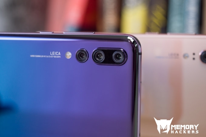 Like-Apples-iPhone-X-Plus-the-Samsung-Galaxy-S10-could-feature-a-triple-rear-camera.jpg