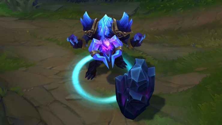lol_league_of_legends_blackfrost_alistar_in_game-740x416.jpg