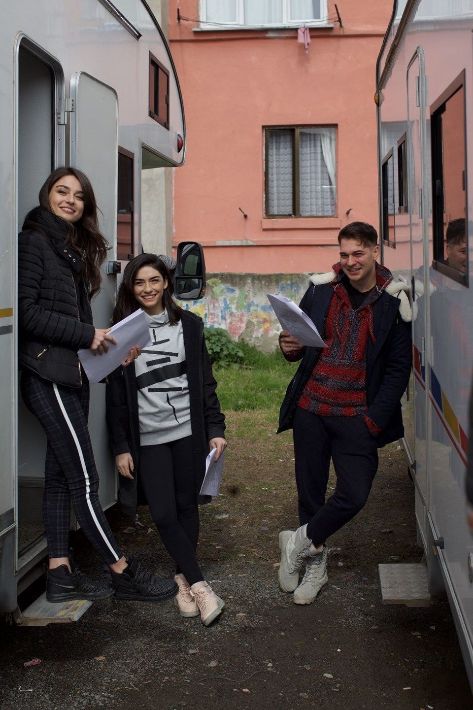 Netflixin-ilk-Turk-dizisi-olan-Hakan-Muhafiz-ertelendi_1.jpg