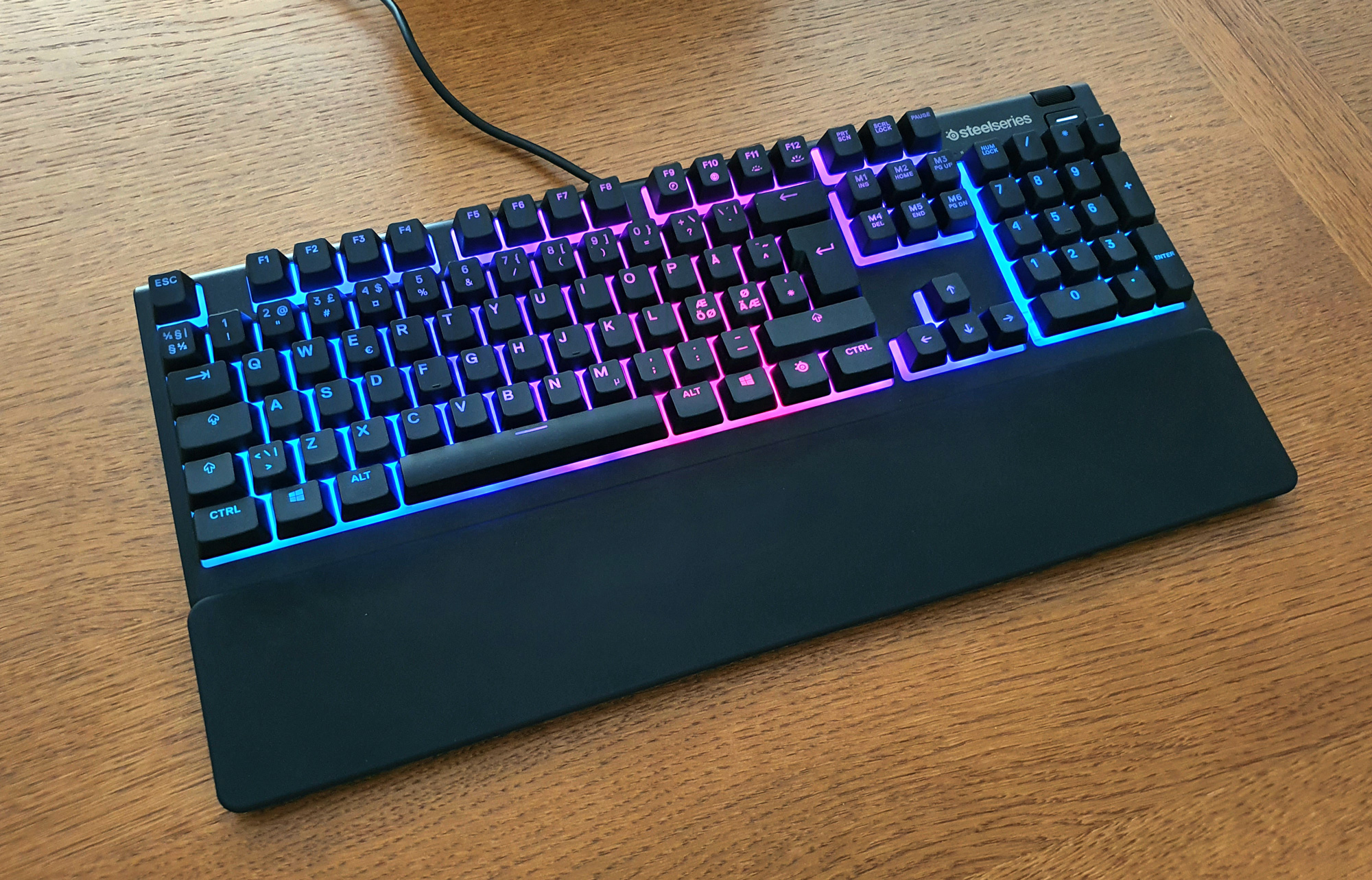 steelseries-apex-3-aloitus1.jpg