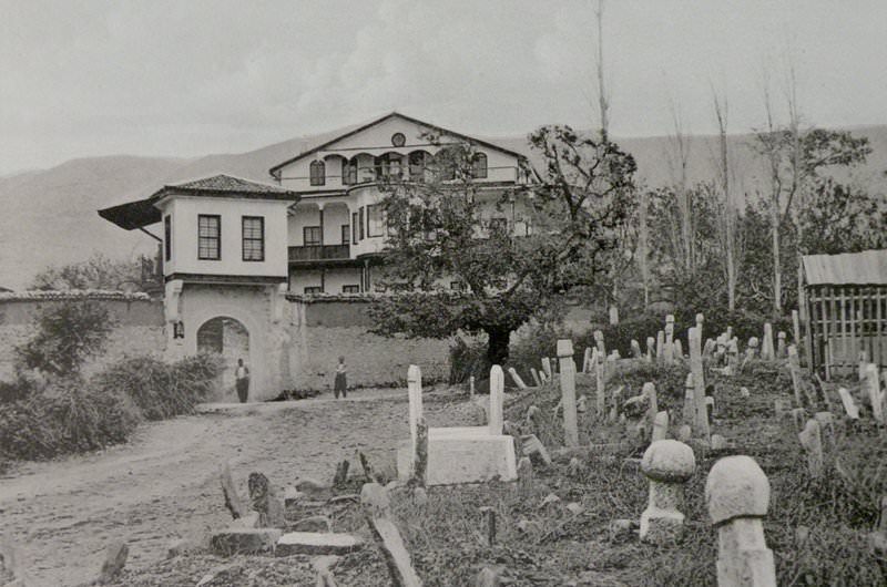the-german-mission-hospital-marash-source-hugo-grothe-geographische-charakterbilder-leipzig-1909.jpg