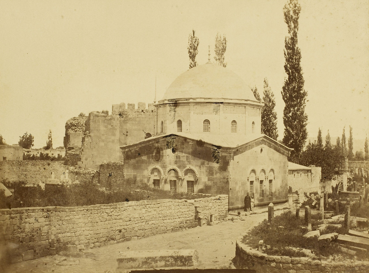zeynel-abidin-turbesi-kayseri.jpg