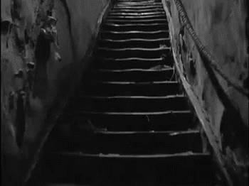 uzun-korku-hikayeleri-bodrumdaki-kim.gif