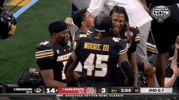 GIF de deportes de fútbol americano universitario de Goodyear Cotton Bowl Classic